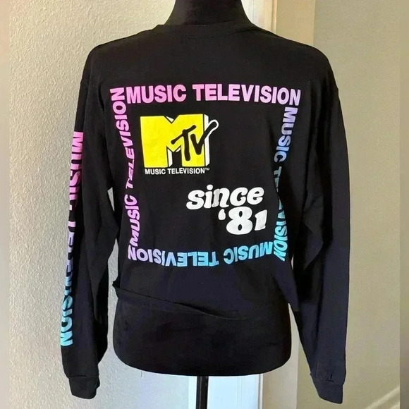 MTV Official Merchandise Cropped Long Sleeve Graphic T-Shirt - Picture 3 of 5
